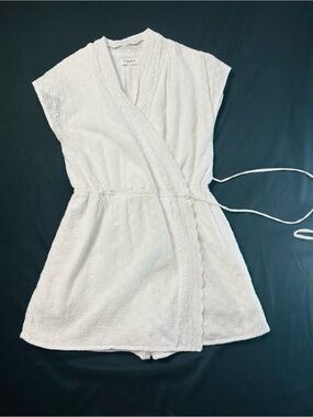 White Cotton Eyelet Wrap Romper Women’s Small Lace Tie Waist Lined